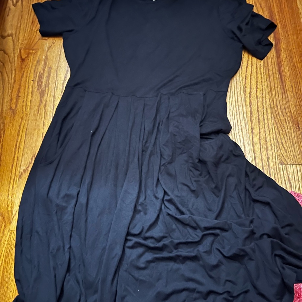 Elegant Black Dress